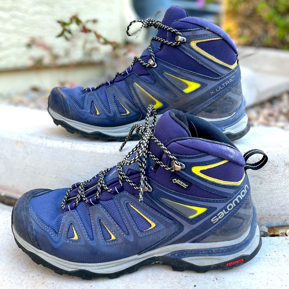 Salomon Women’s Hiking Boots size 9.5